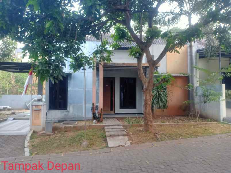 Rumah Di Cluster Perumahan Mega Residence Banyumanik Semarang
