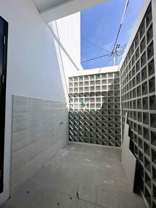 dijual rumah baru di gading pantai dekat kenjeran