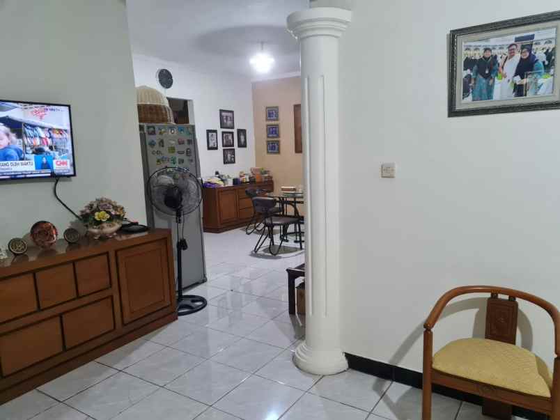 dijual rumah bintara