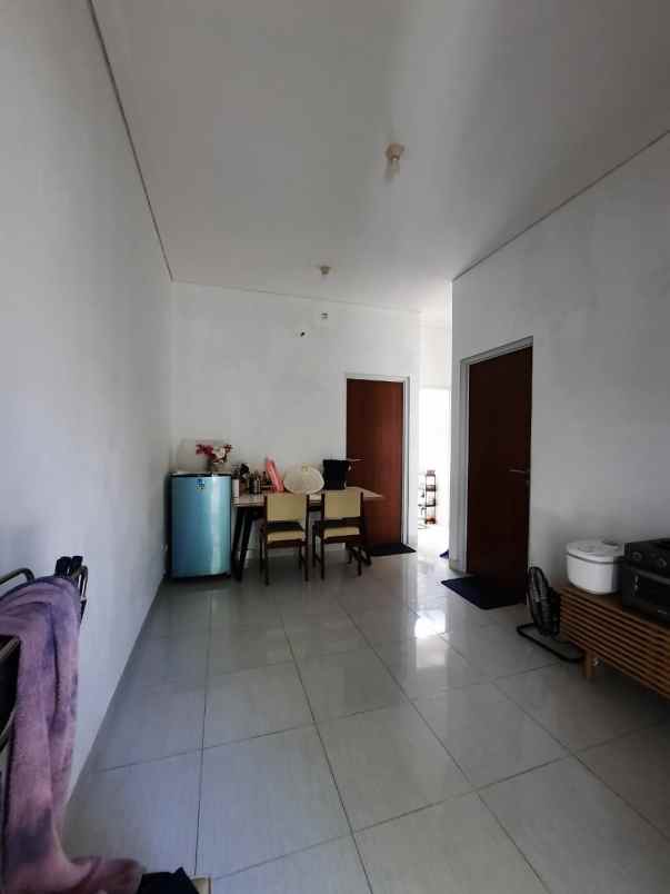 dijual rumah bojongsari depok