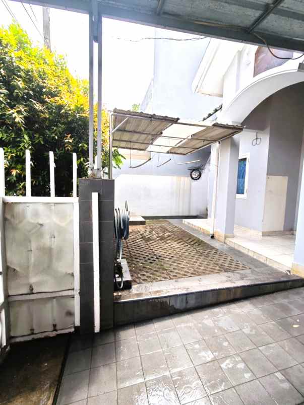 dijual rumah boulevard hijau harapan