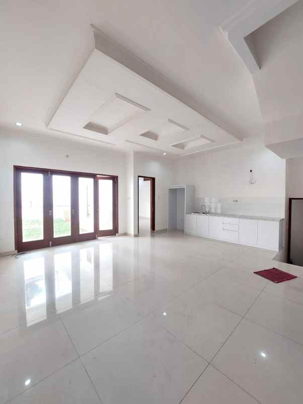 dijual rumah cilandak timur