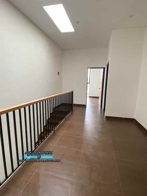 dijual rumah cipinang cempedak