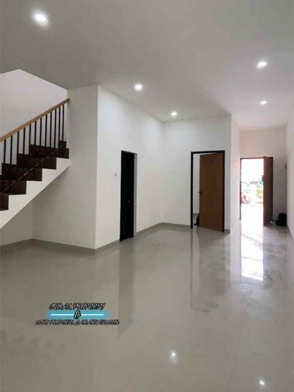 dijual rumah cipinang cempedak