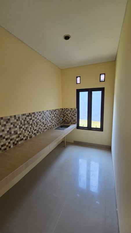 dijual rumah ciputat