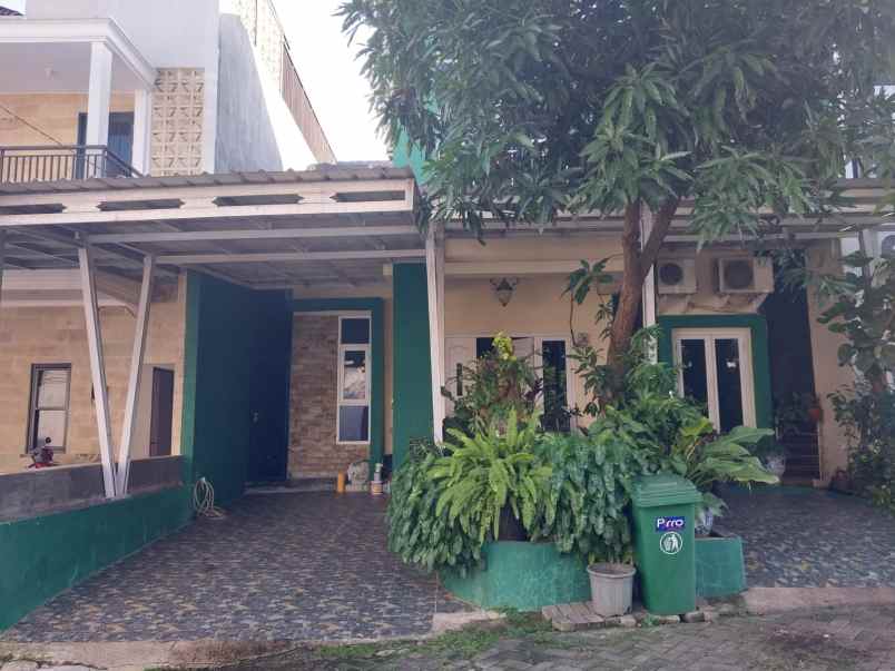 dijual rumah ciracas