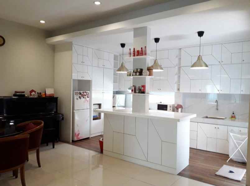 dijual rumah cirendeu pisangan ciputat