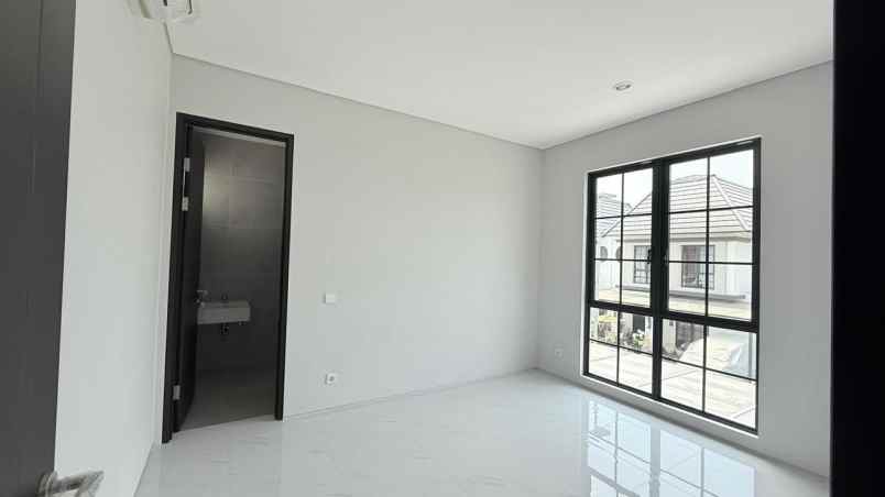 dijual rumah citra garden sidoarjo