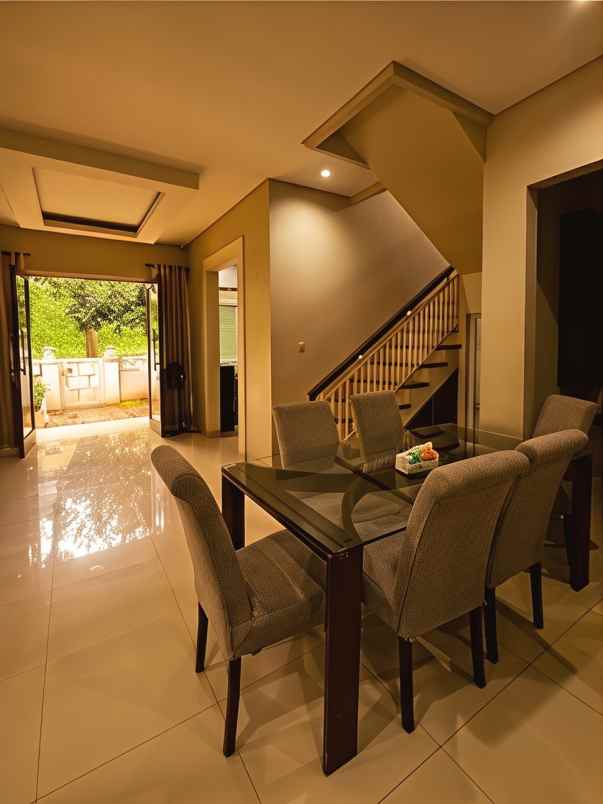 dijual rumah citragran cibubur