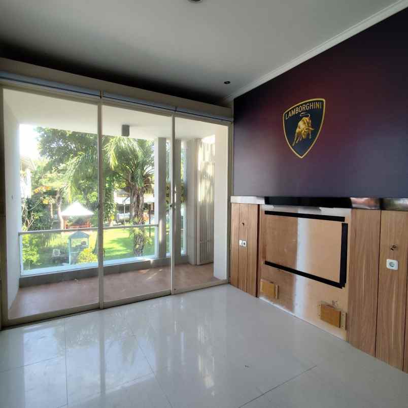 dijual rumah citraland
