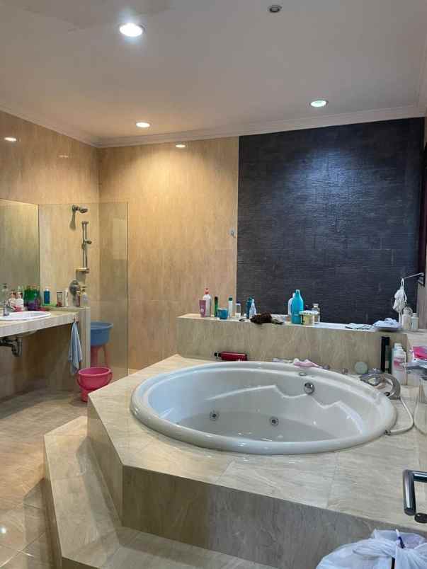 dijual rumah citraland south emerald