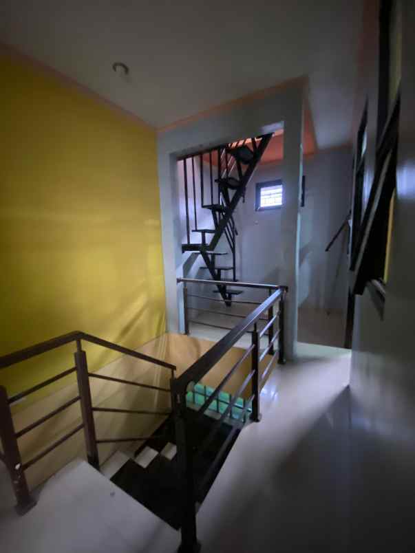 dijual rumah cluster edelweis