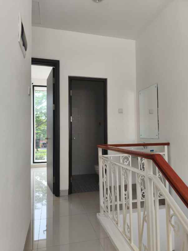 dijual rumah cluster la seine jgc