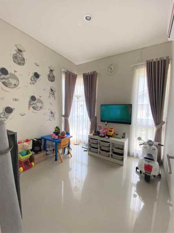 dijual rumah cluster lavesh kota