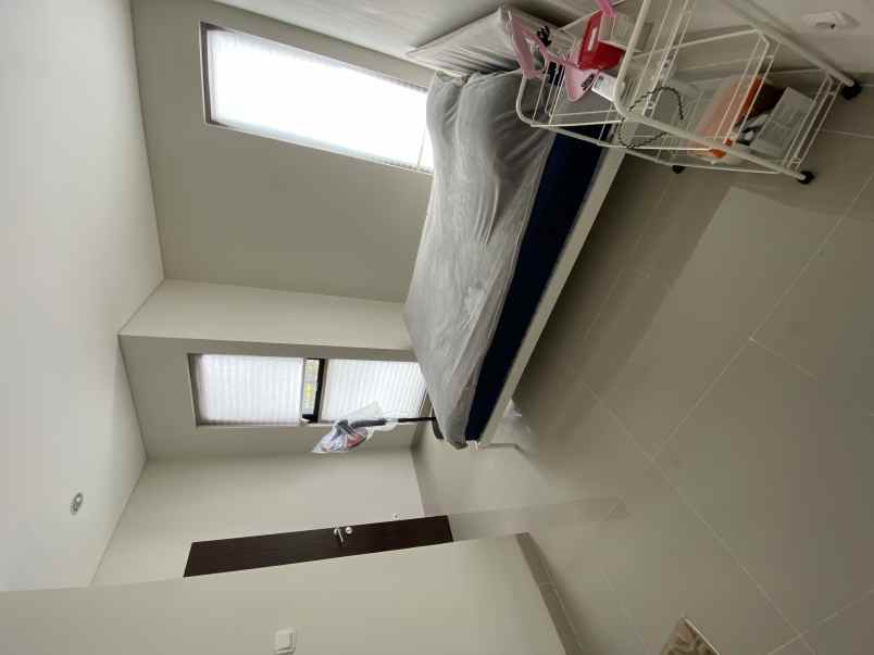 dijual rumah cluster northbend puri