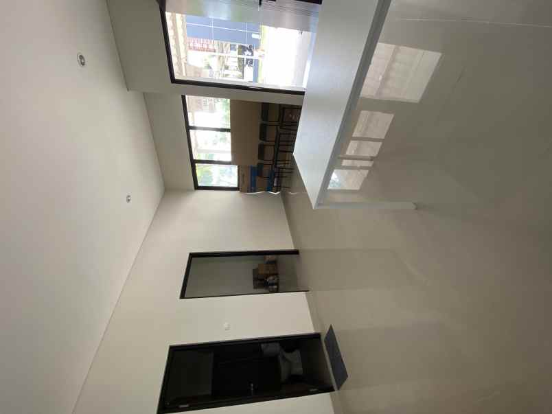 dijual rumah cluster northbend puri