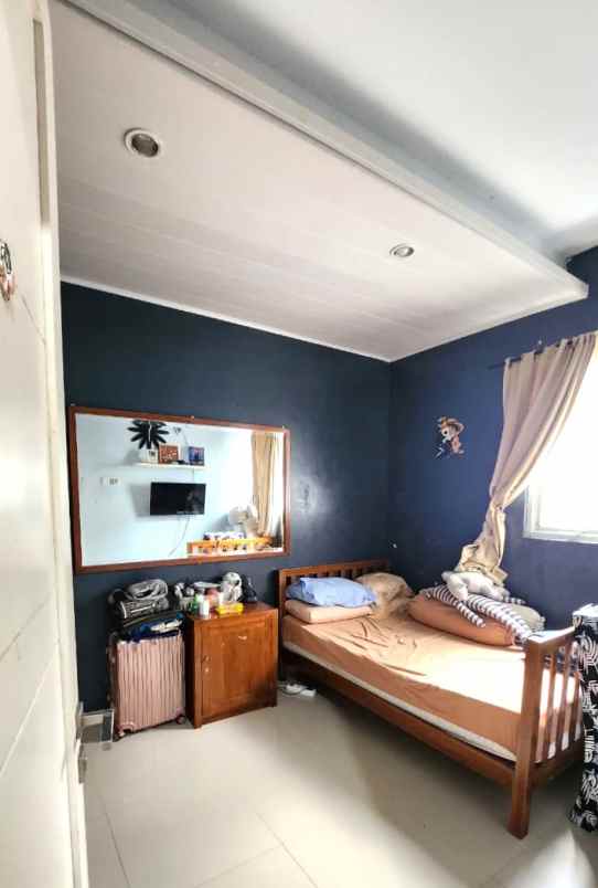 dijual rumah cluster regina metland cakung