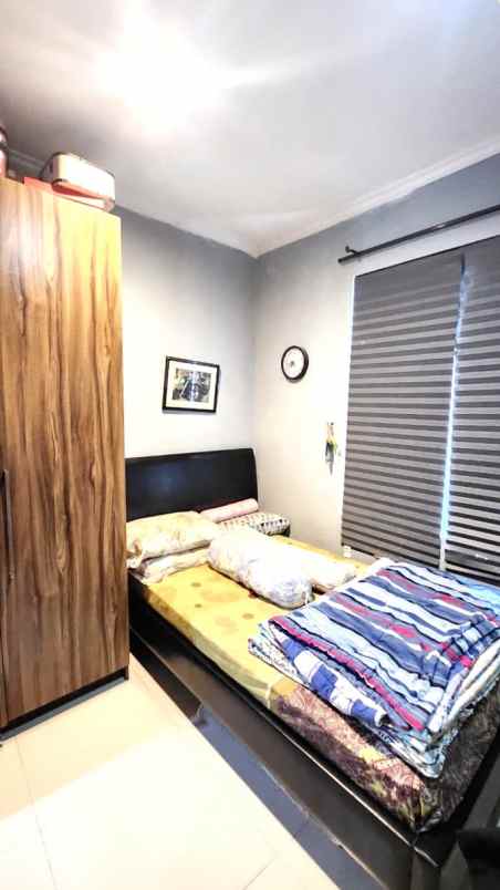 dijual rumah cluster regina metland cakung