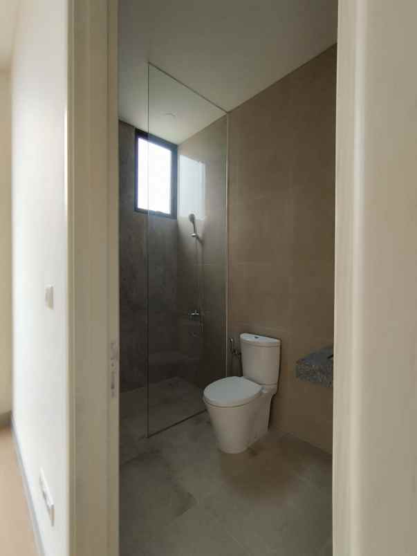 dijual rumah cluster sentarum asya jgc