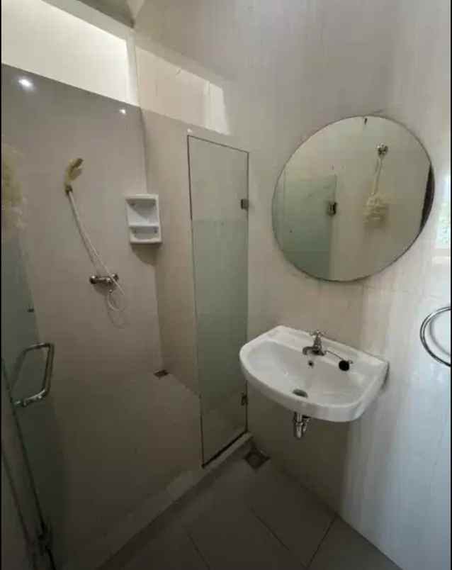 dijual rumah cluster taman diponegoro