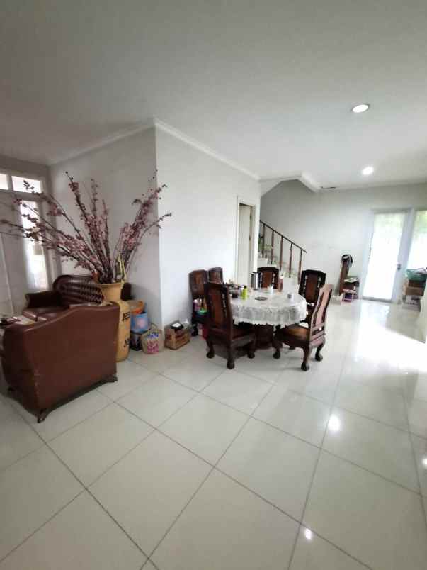 dijual rumah cluster vernonia