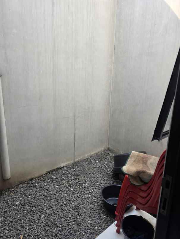 dijual rumah curug bojongsari depok