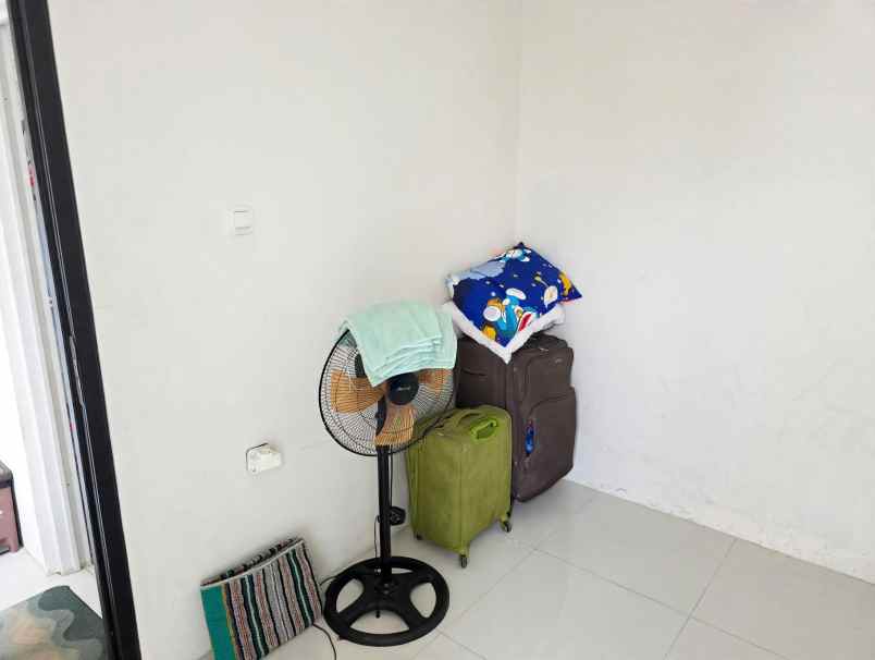 dijual rumah curug bojongsari depok