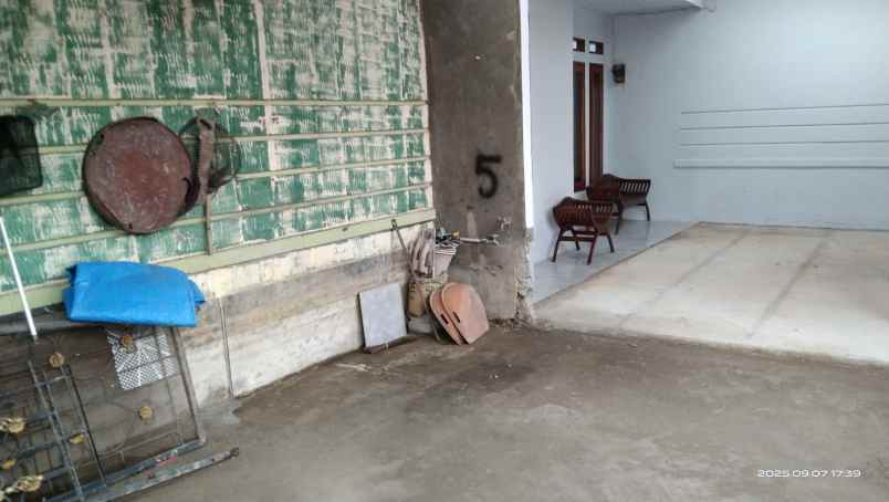 dijual rumah dan siap huni