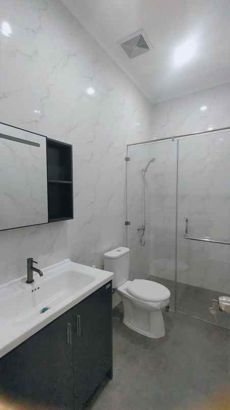 dijual rumah delatinos bsd city tangsel