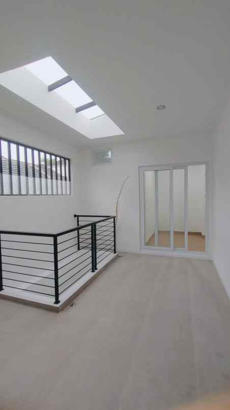 dijual rumah delatinos bsd city tangsel