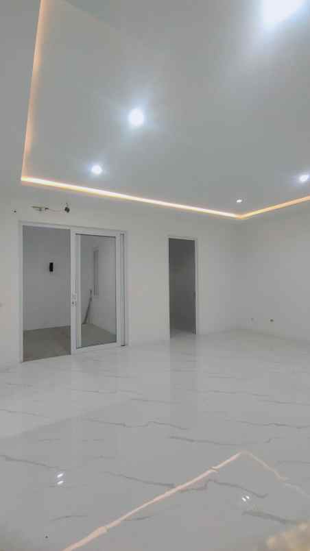 dijual rumah delatinos bsd city tangsel
