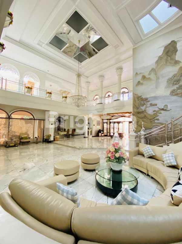 dijual rumah dharmahusada