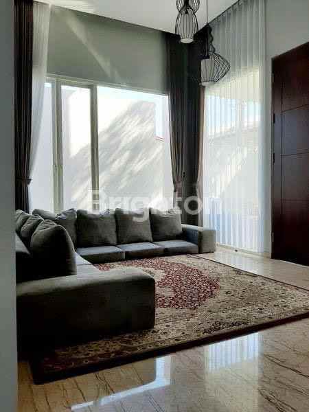dijual rumah dharmahusada