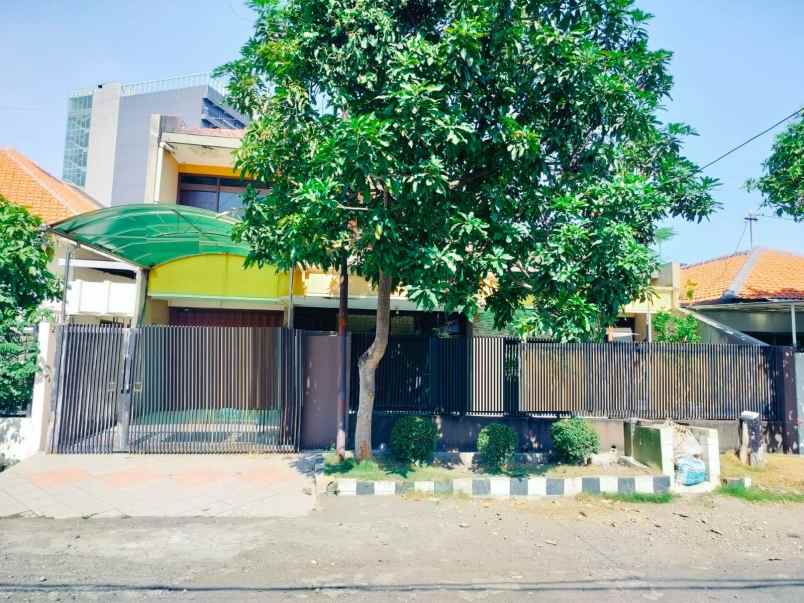 dijual rumah dharmahusada selatan
