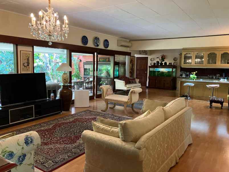 dijual rumah di jalan bangka jakarta selatan