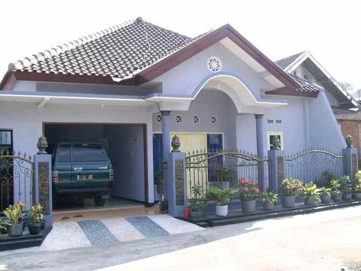dijual rumah di jl angrek 4 asrikaton pakis malang