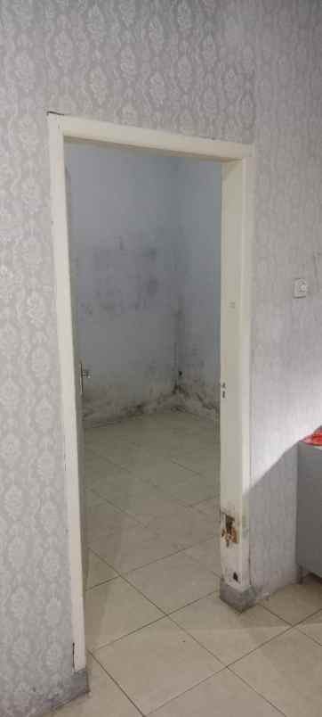 dijual rumah di jl angrek 4 asrikaton pakis malang