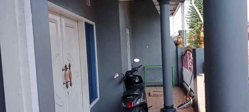dijual rumah di jl angrek 4 asrikaton pakis malang