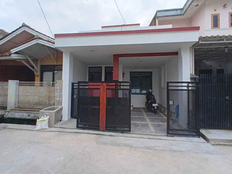 dijual rumah di jual cepat rumah baru