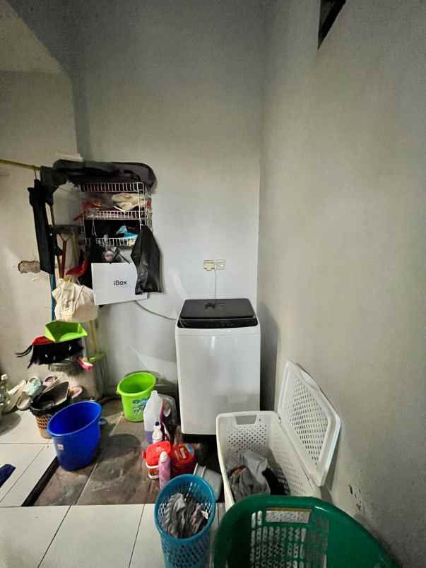 dijual rumah di kemang pratama 5 bekasi