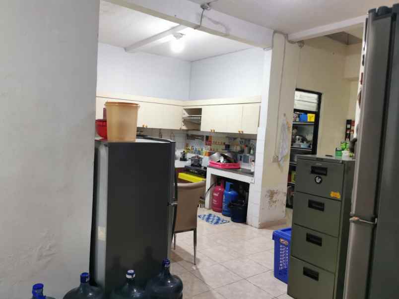 dijual rumah di mangga besar taman sari jakarta barat