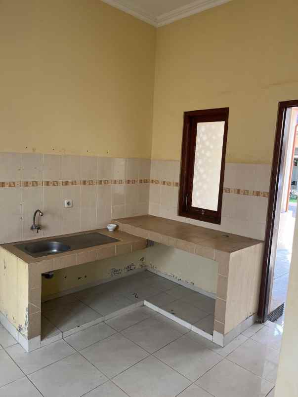 dijual rumah di pondok permai colomadu karanganyar