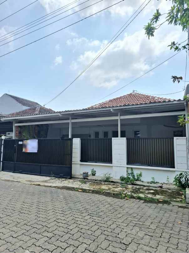 dijual rumah di puri anjasmoro semarang