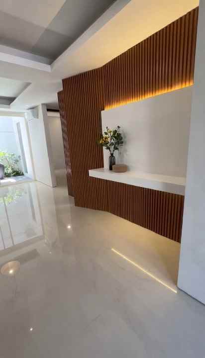 dijual rumah dian istana