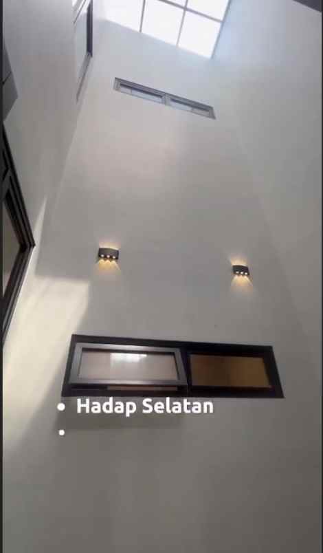 dijual rumah dian istana