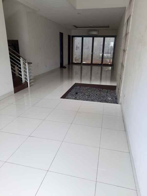 dijual rumah gading cipta residence