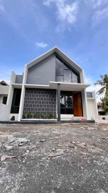 dijual rumah gilangharjo