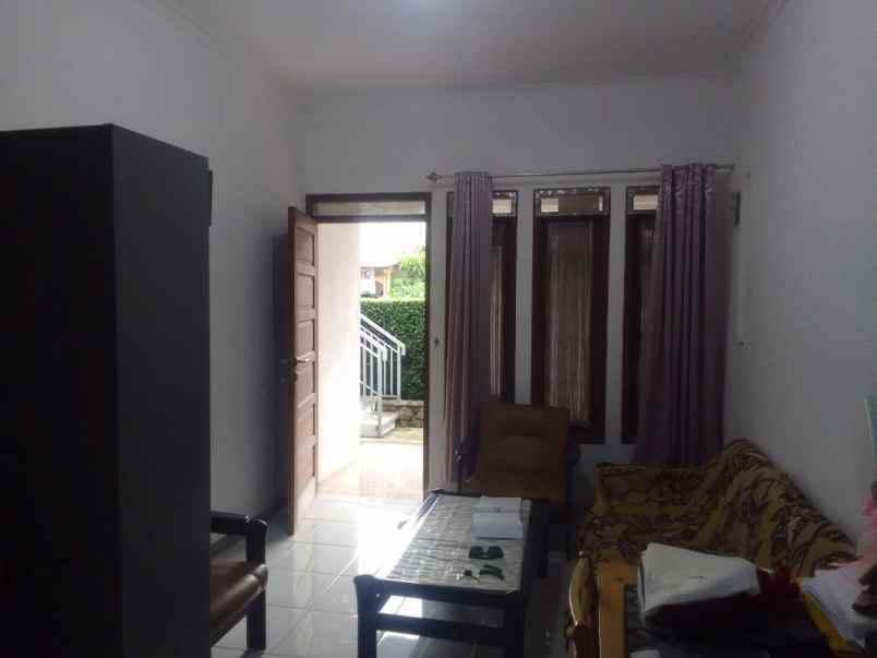 dijual rumah graha bukit raya