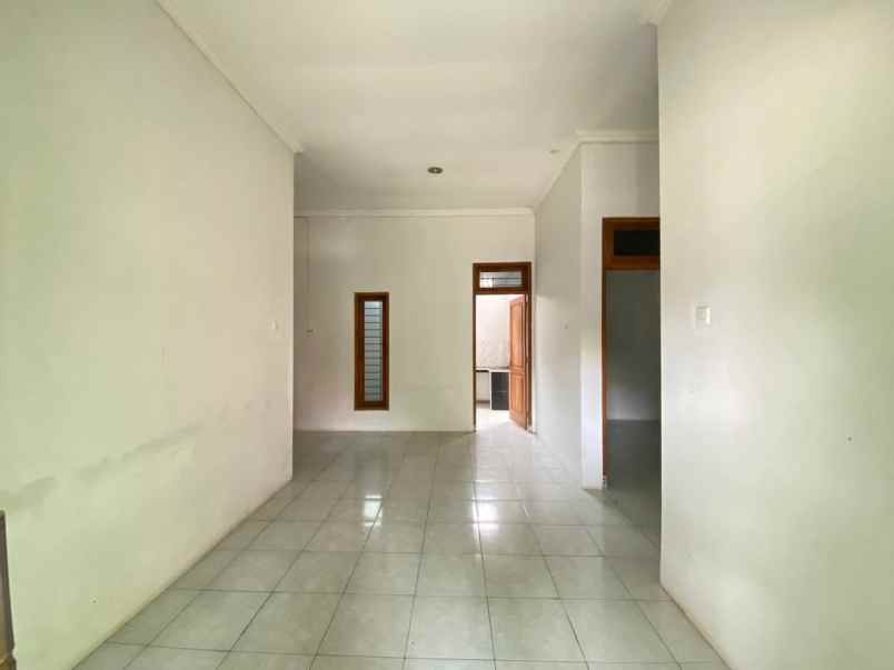 dijual rumah graha permata surya ngadirgo