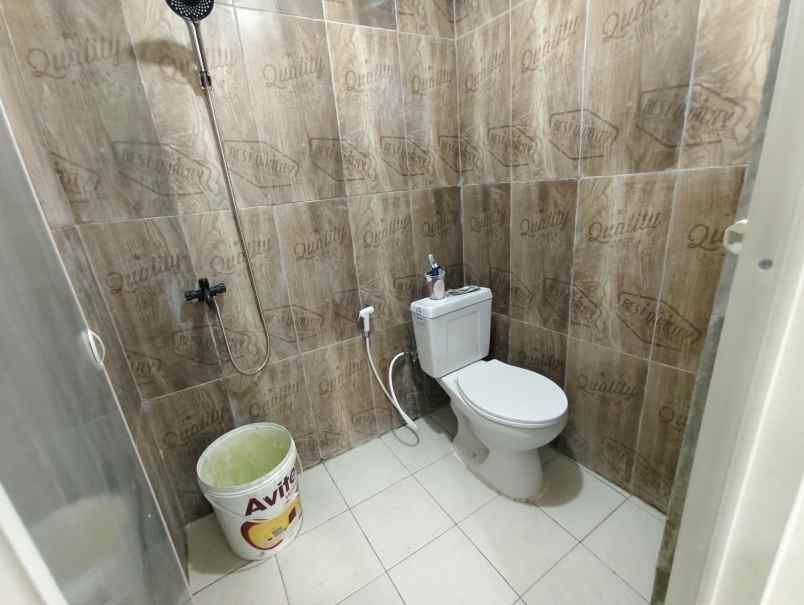 dijual rumah greges